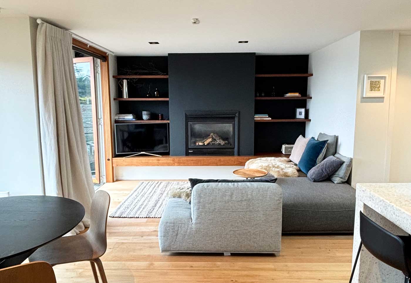 STAY AT QUIET RIVERBANK 7